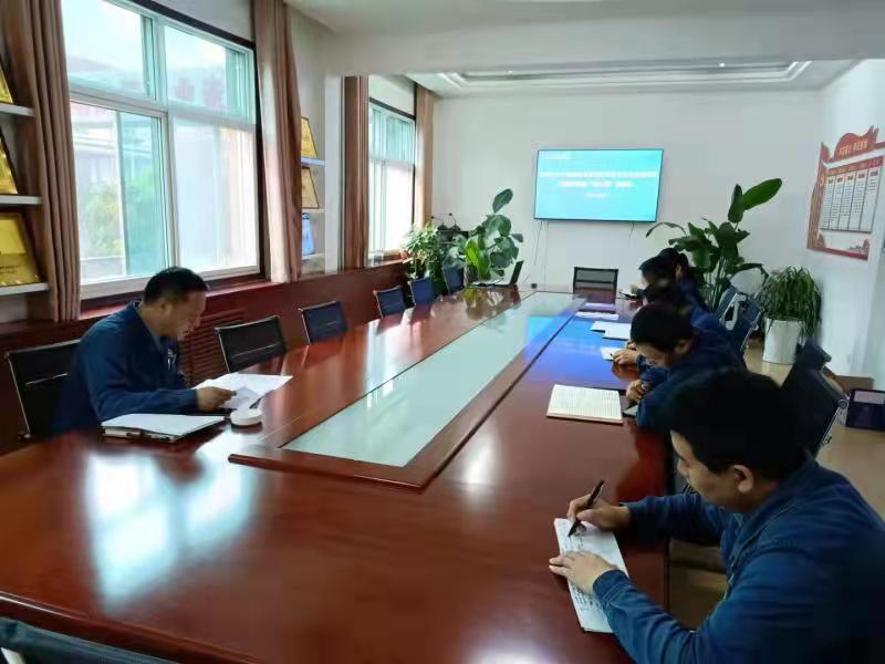 9月26日，儲運中心黨委召開全國國有企業(yè)黨的建設工作會議精神貫徹落實情況“回頭看”專題推進會